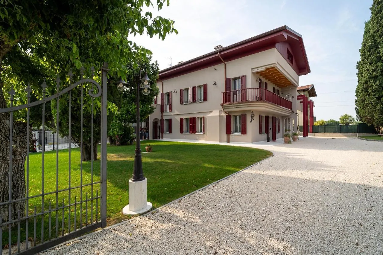 Мини-отель Villa Veronesi Сан-Мартино-делла-Баталья