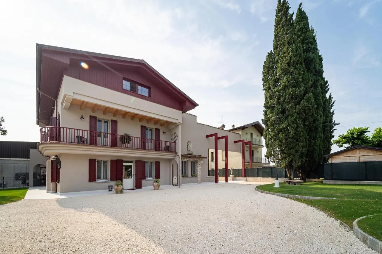 Villa Veronesi contacts